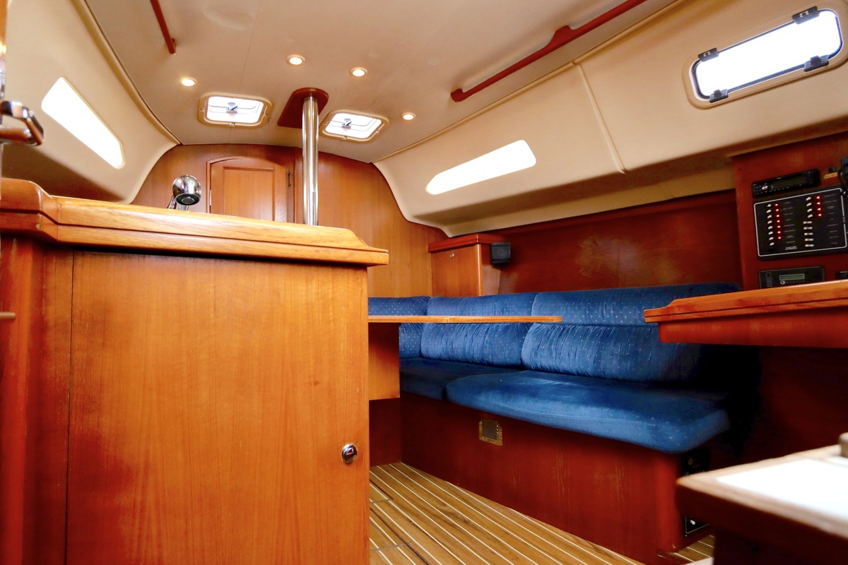 Hunter 306 — foto 18 van 66
