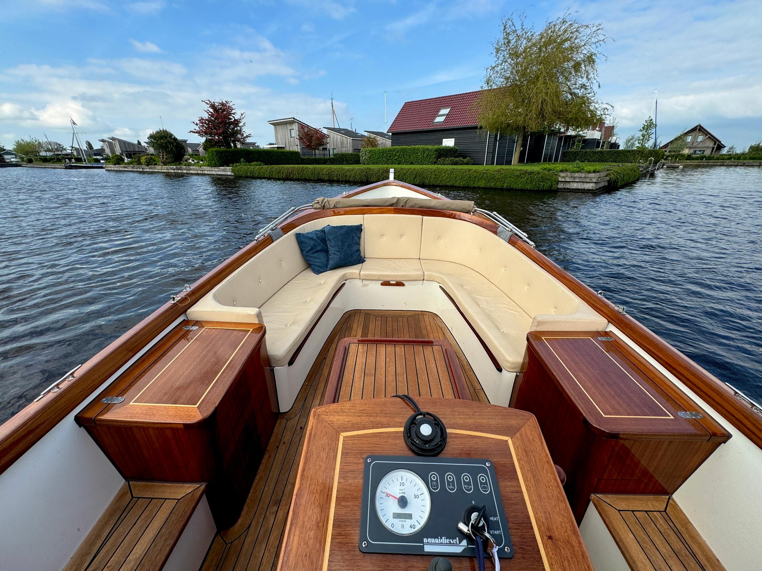 Elna 690 — foto 6 van 29