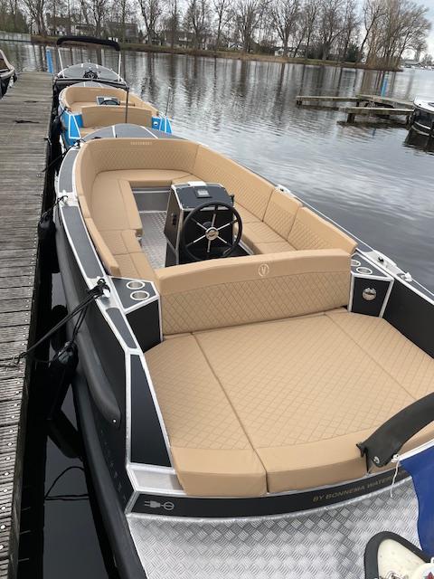 Van Vossen 650 sport e tender DEMO — foto 16 van 16