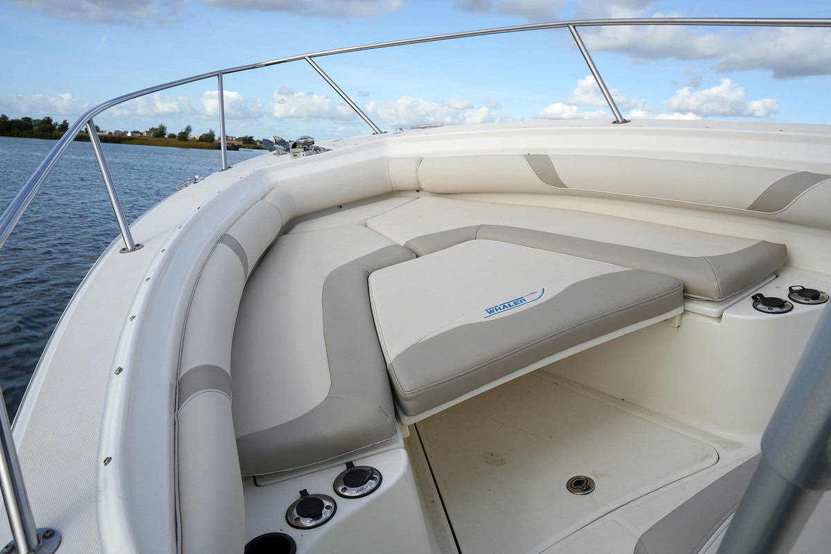 Boston Whaler 270 Outrage — foto 14 van 44