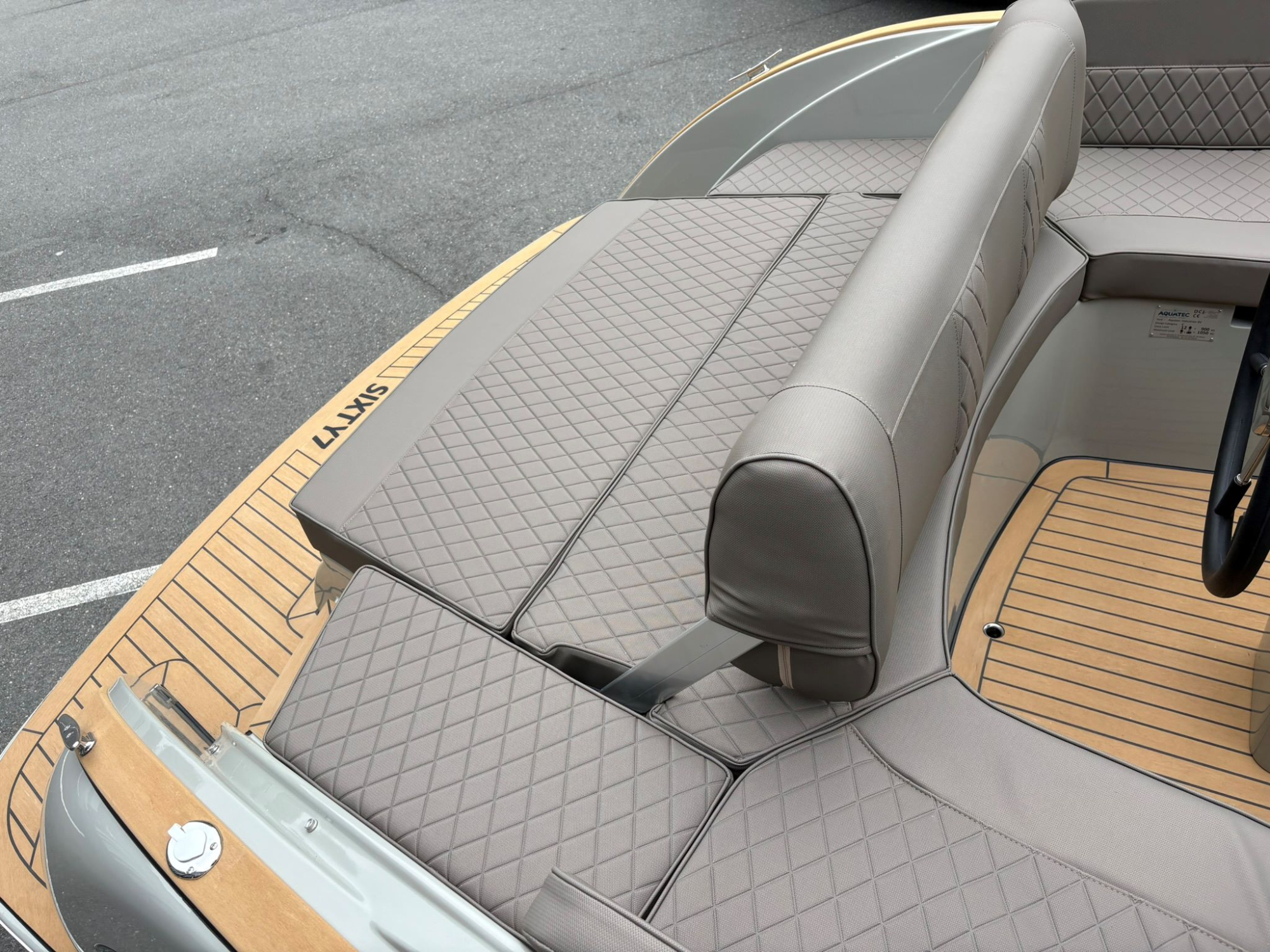 Antaris Sixty7 met Vetus 42 pk in RAL 7030 op voorraad! — foto 10 van 14