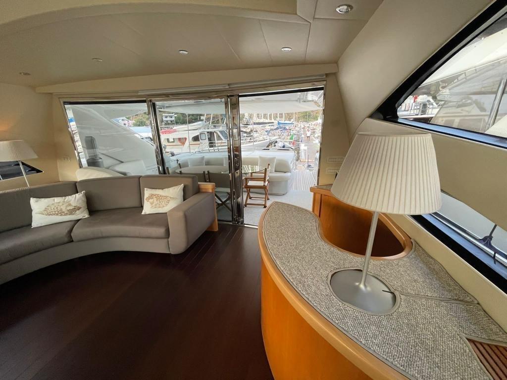 Pershing 76  — foto 21 van 39