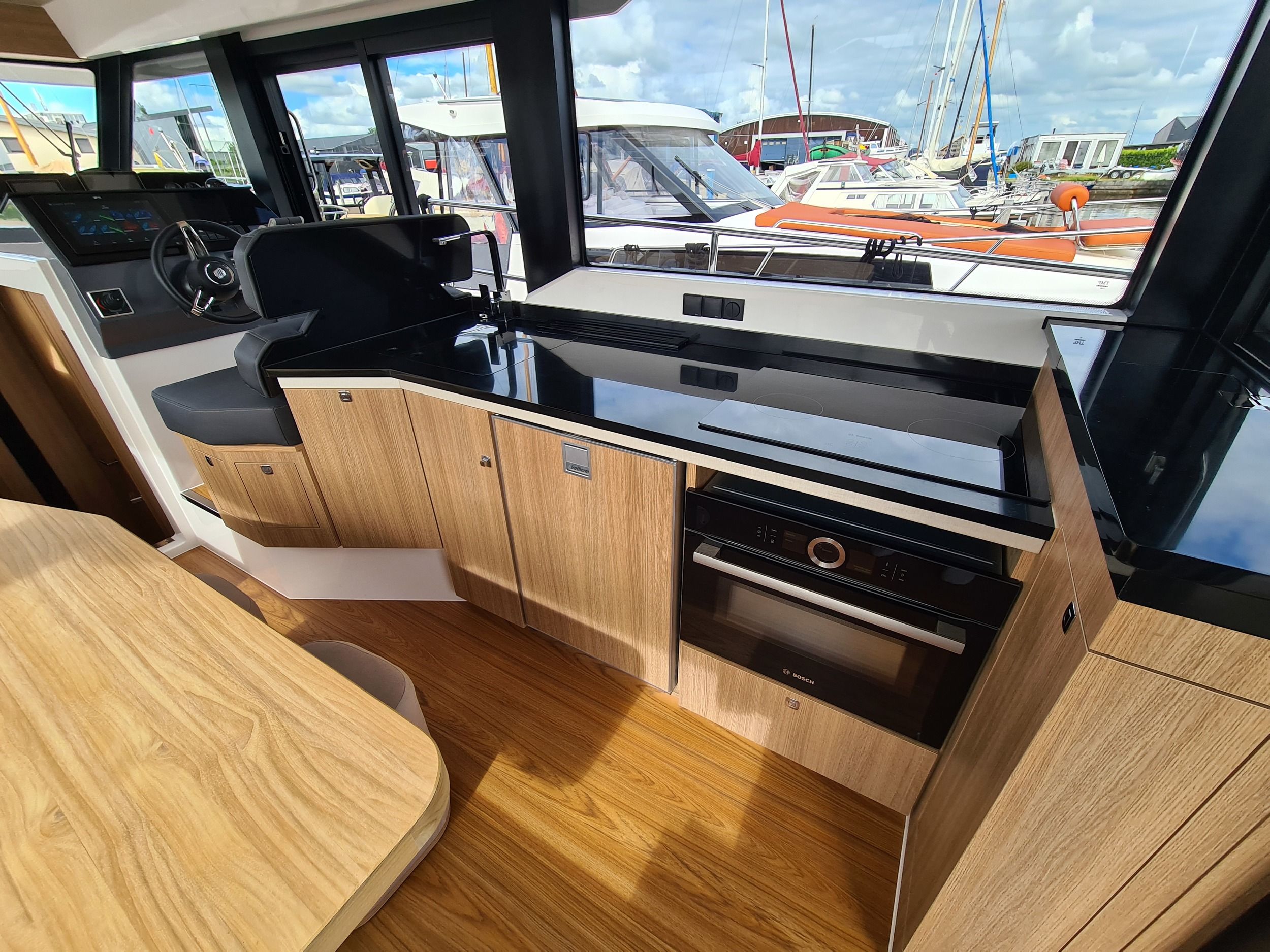 Northman 1200 Flybridge