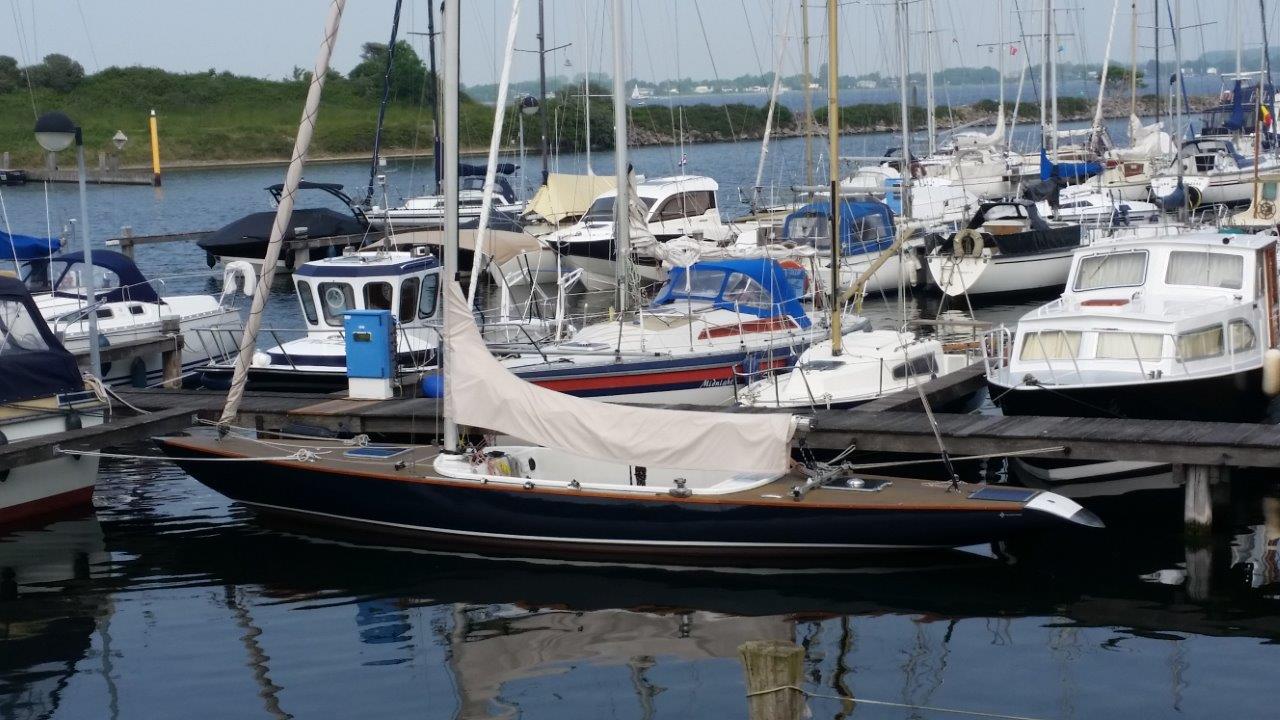 Daring Klassieke Dagzeiler met Suzuki BBM 9,9 PK — foto 11 van 12