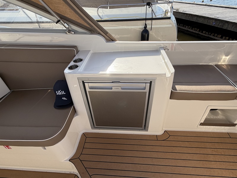 Intender 950 Cabrio — foto 26 van 62