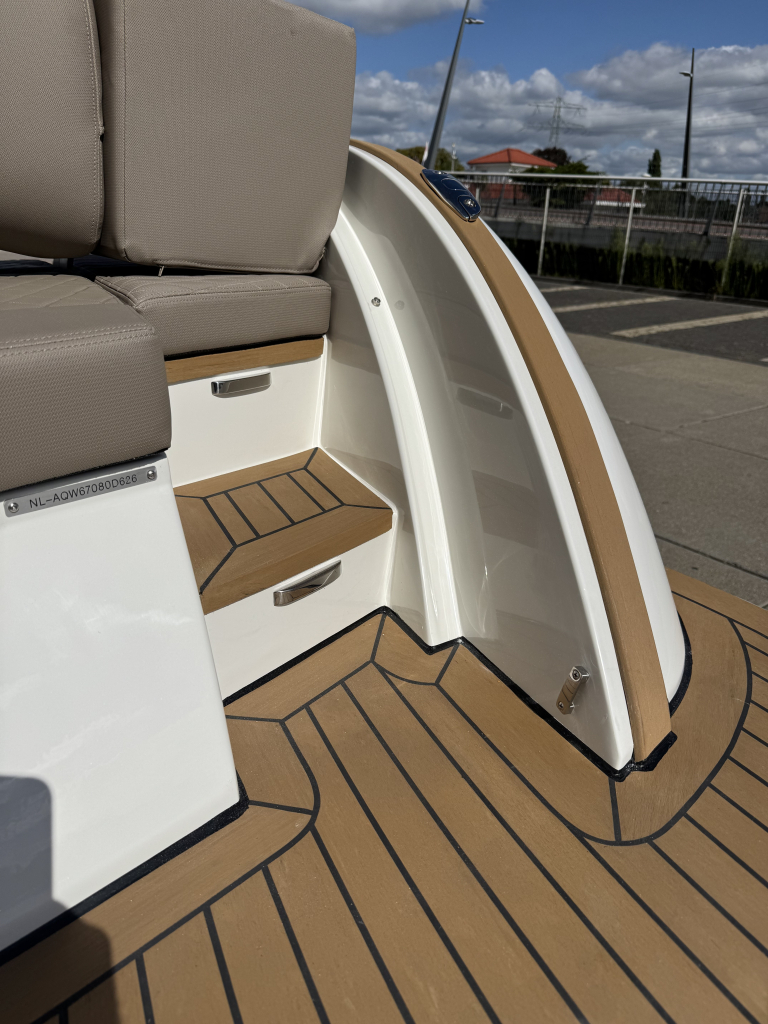 Antaris Sixty7 met Vetus 42pk — foto 11 van 26