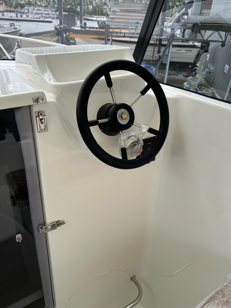 TEXAS  540 pilothouse/ console boot — foto 17 van 33