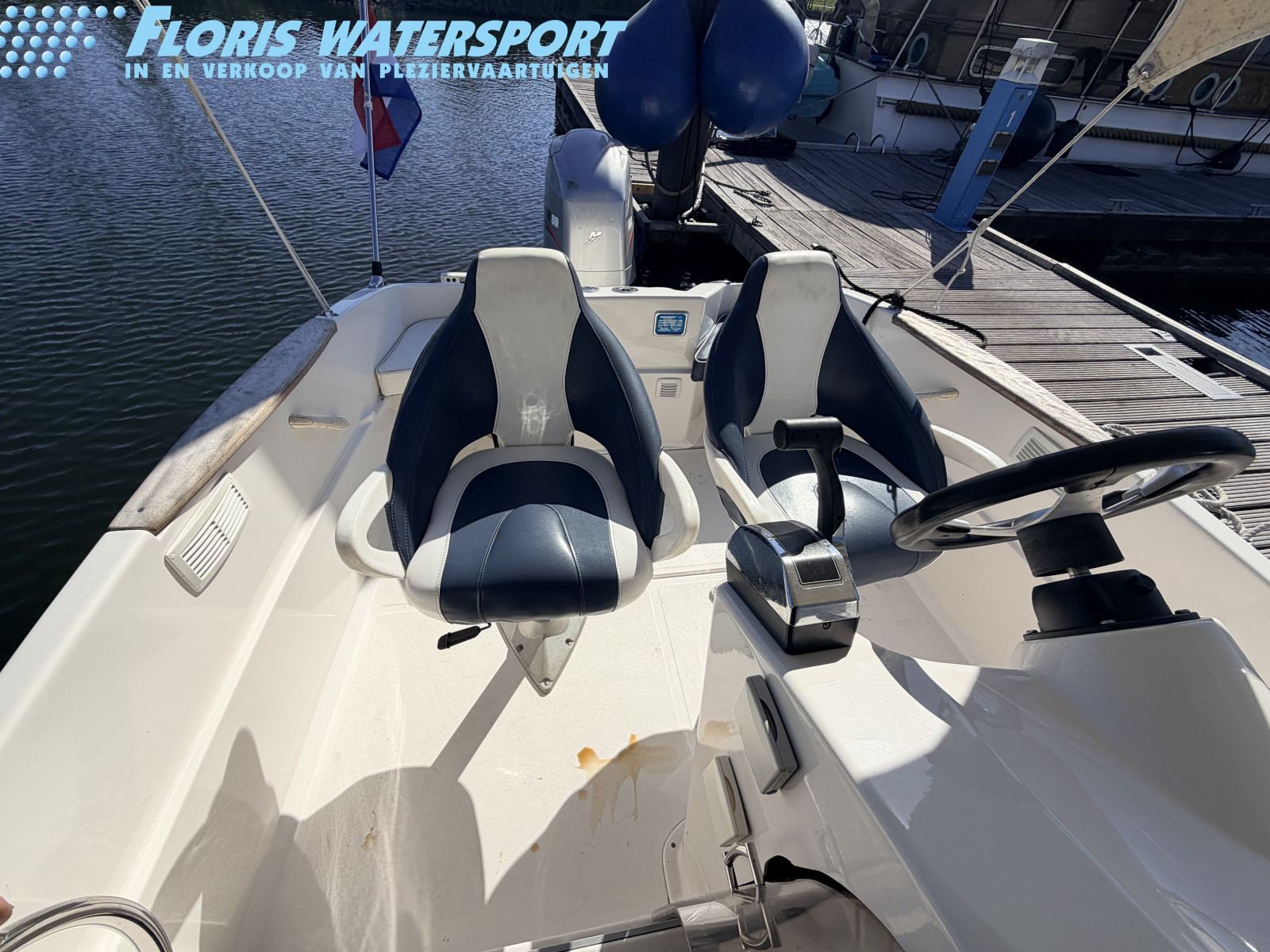 Quicksilver Activ 555 — foto 9 van 11