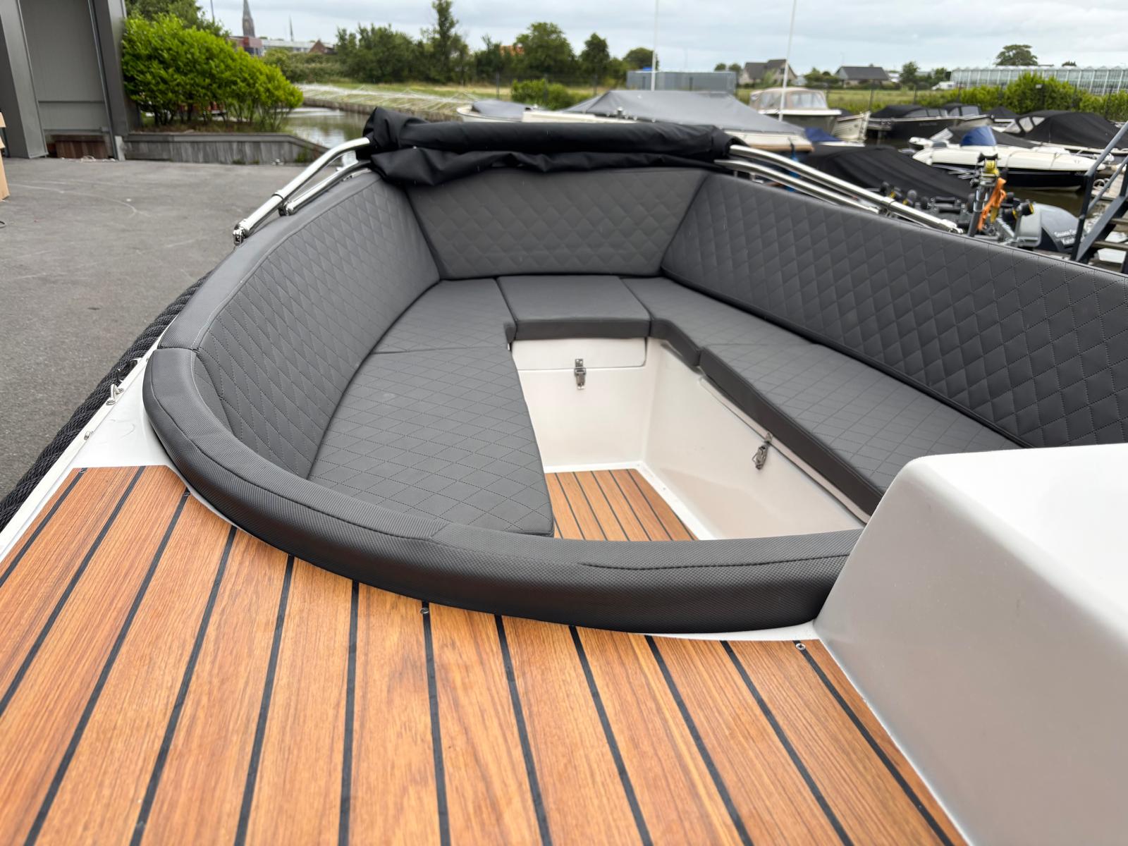 Suzuki Aquatico Tender 560 — foto 8 van 12