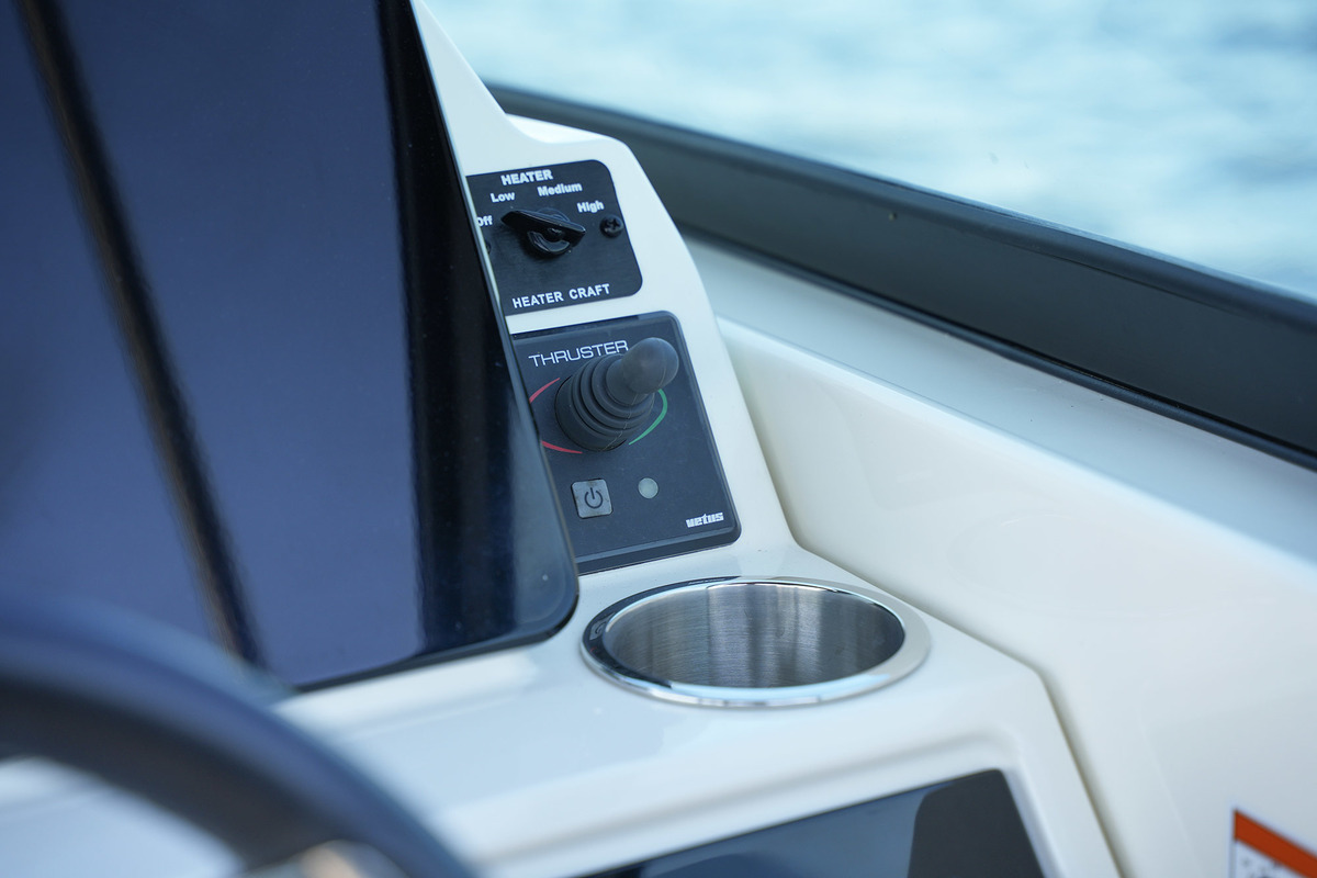 Sea Ray Sundancer 265 — foto 17 van 66