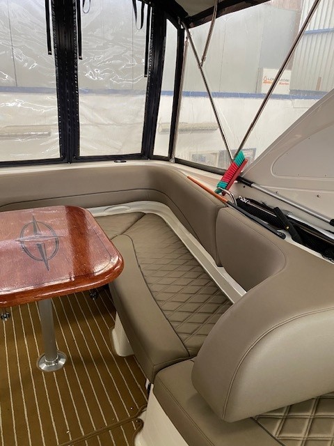 Bayliner 320 met 2x 260 pk Mercruiser van bouwjaar 2008! — foto 10 van 18