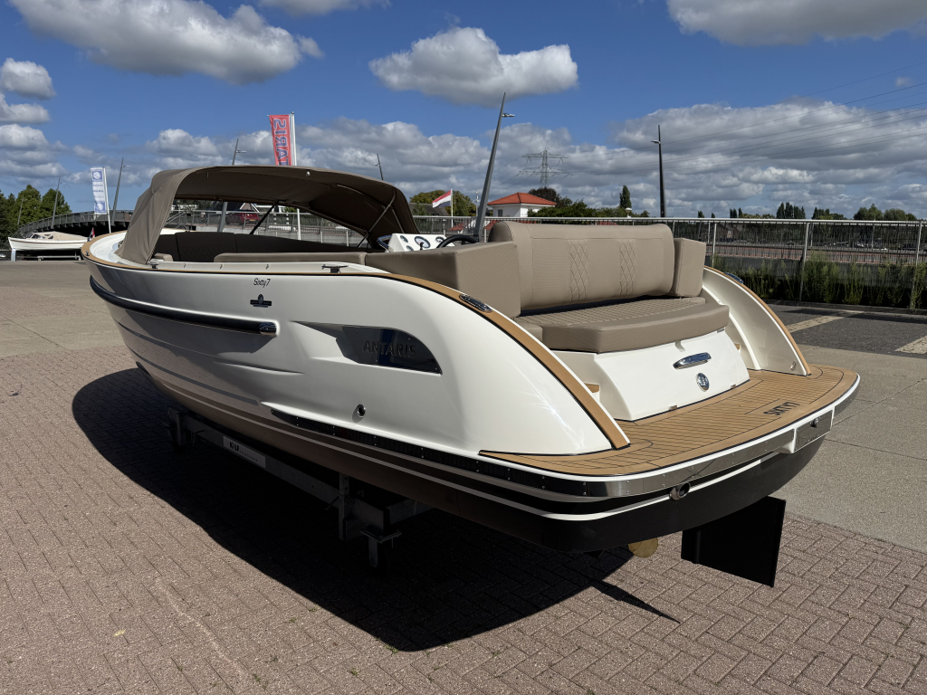 Antaris Sixty7 met Vetus 42pk — foto 6 van 26