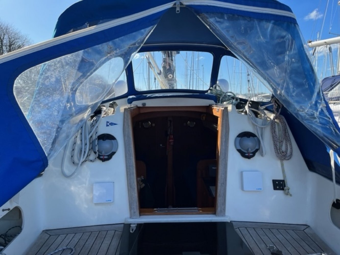 2021 Vancouver - Sailing Yacht - GRP (Polyester) - 1978 - € 29.500 — foto 6 van 11