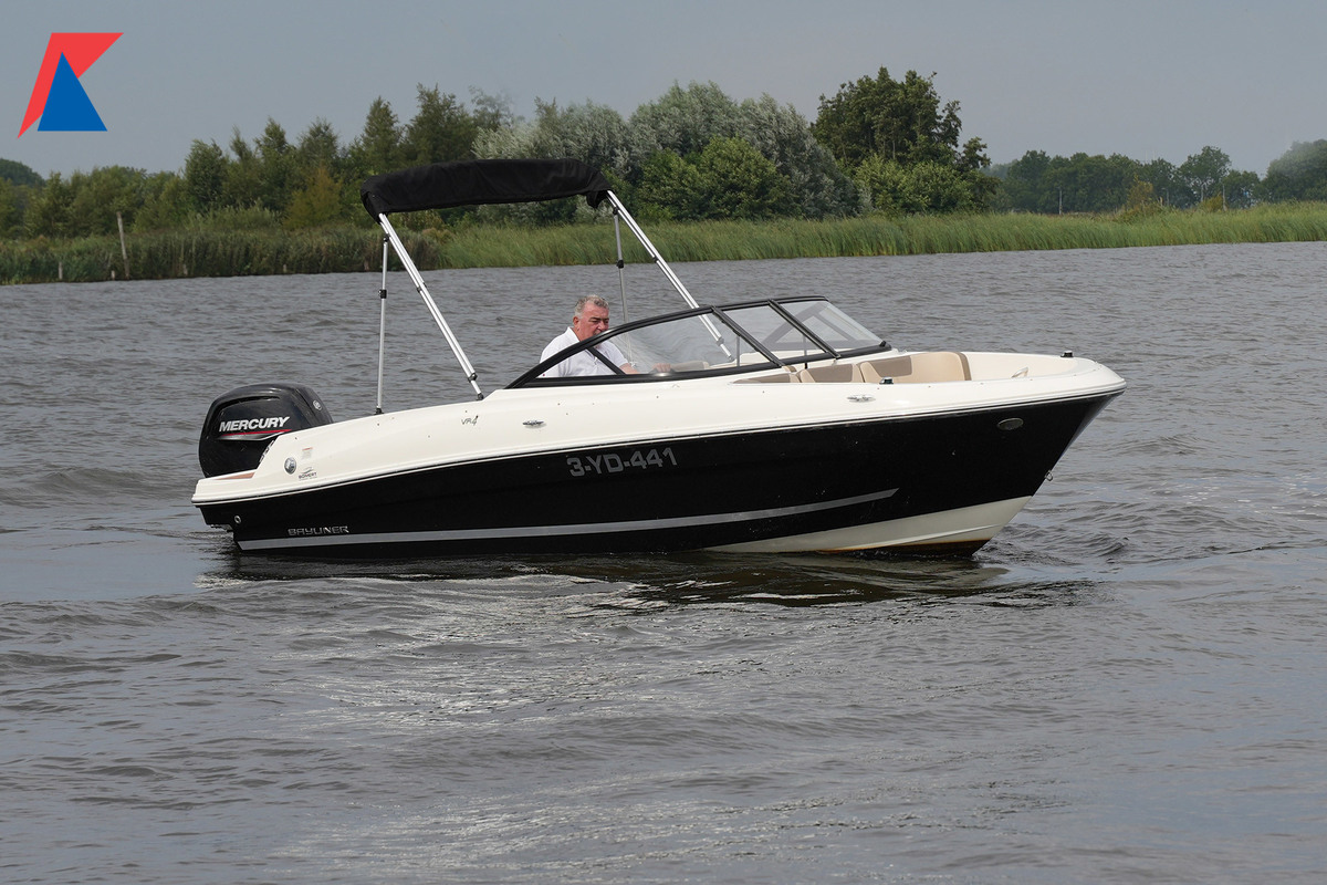 Bayliner VR4 — foto 1 van 36
