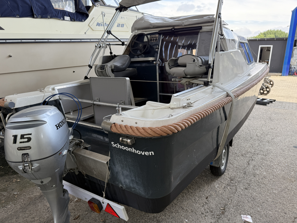 Motorboot 6m recente 15pk Honda trailer 6m kajuitboot — foto 3 van 10