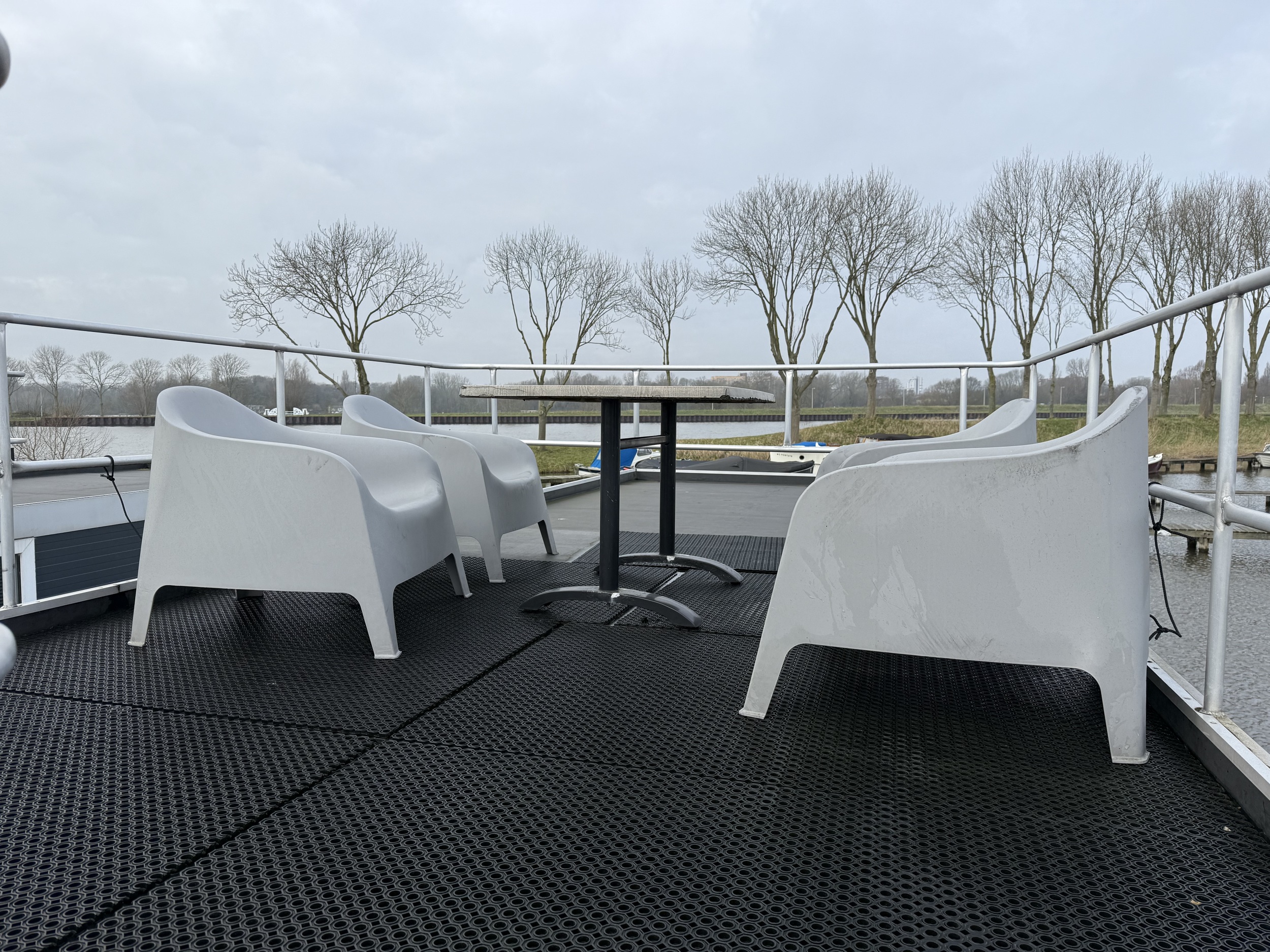 Havenlodge Houseboat 2018 — foto 9 van 21