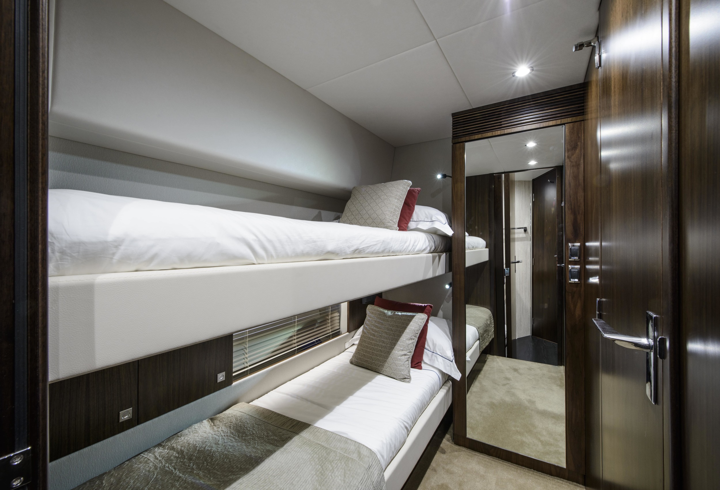Fairline Squadron 50 — foto 20 van 52