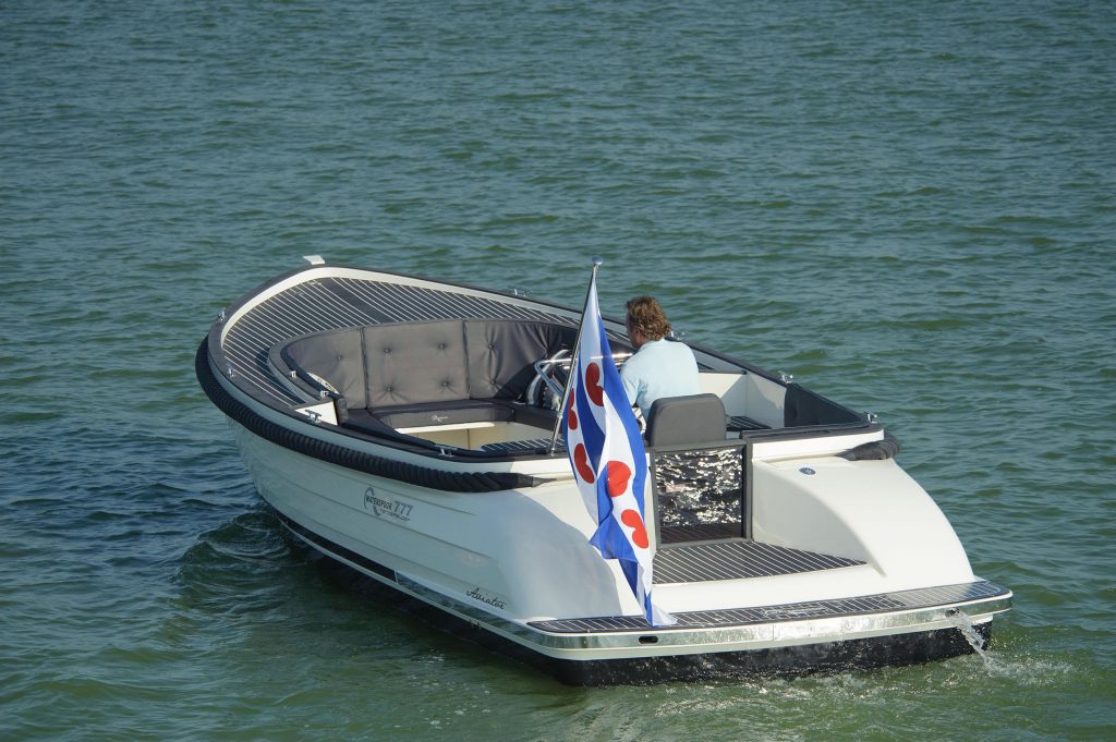 Waterspoor 777 Aviator  — foto 7 van 11