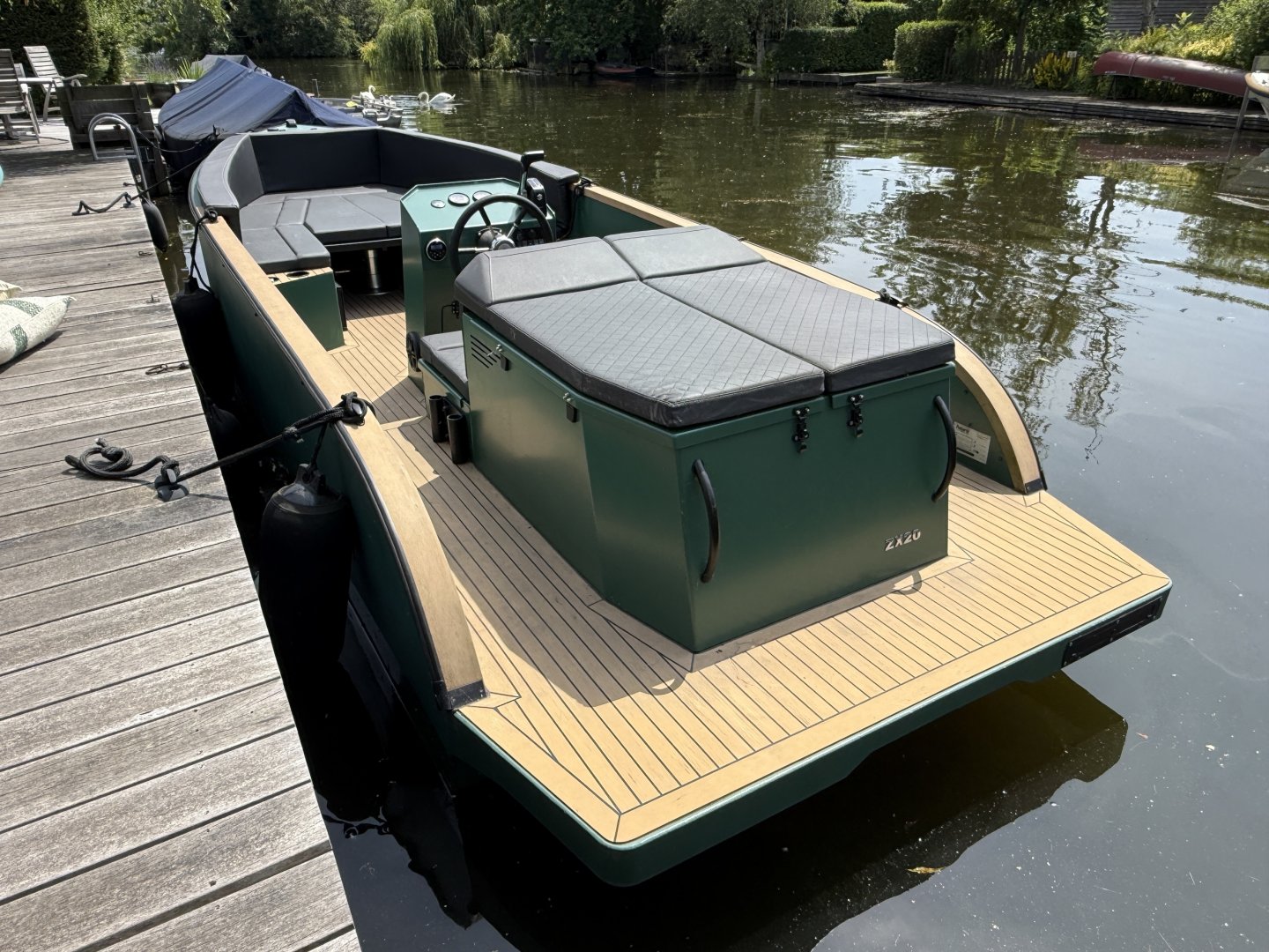 Futuro Yachts Futuro Boats ZX20 Lounge — foto 3 van 12