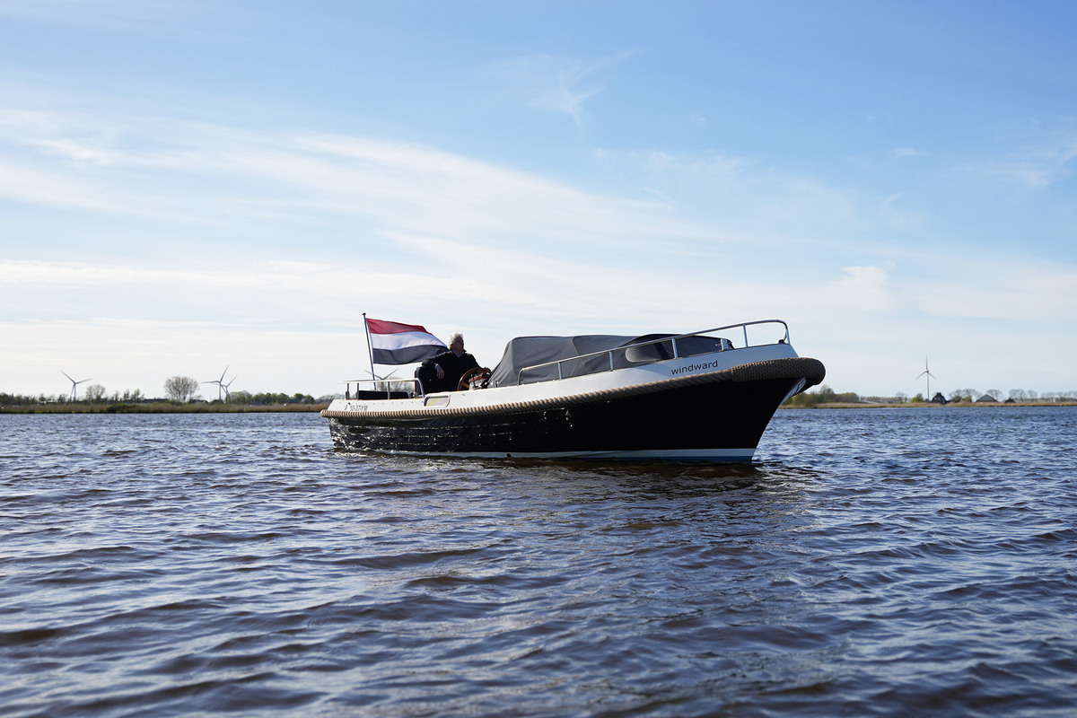 Bellus 750 — foto 2 van 41