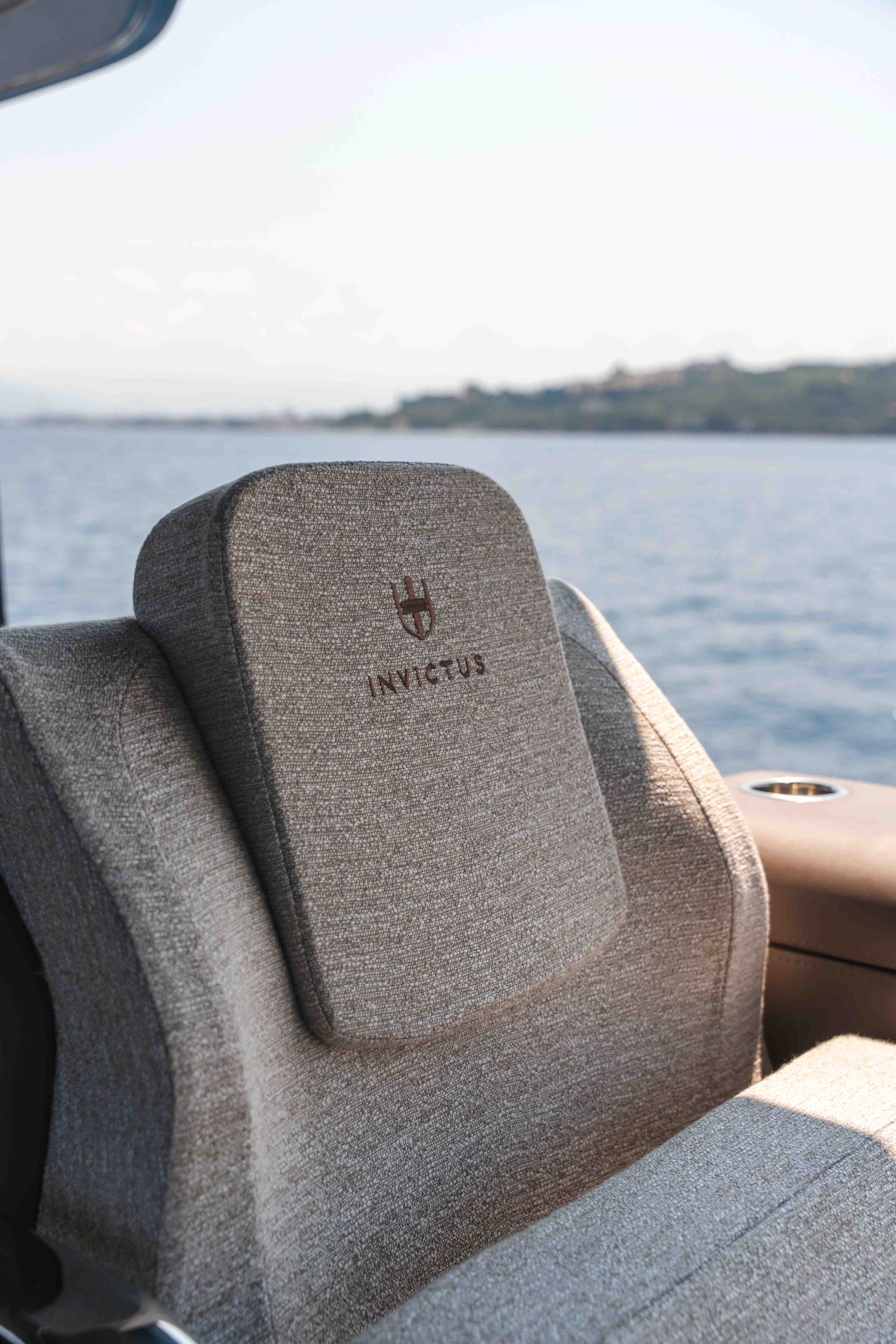 Invictus yachts Invictus 550 TT — foto 16 van 16