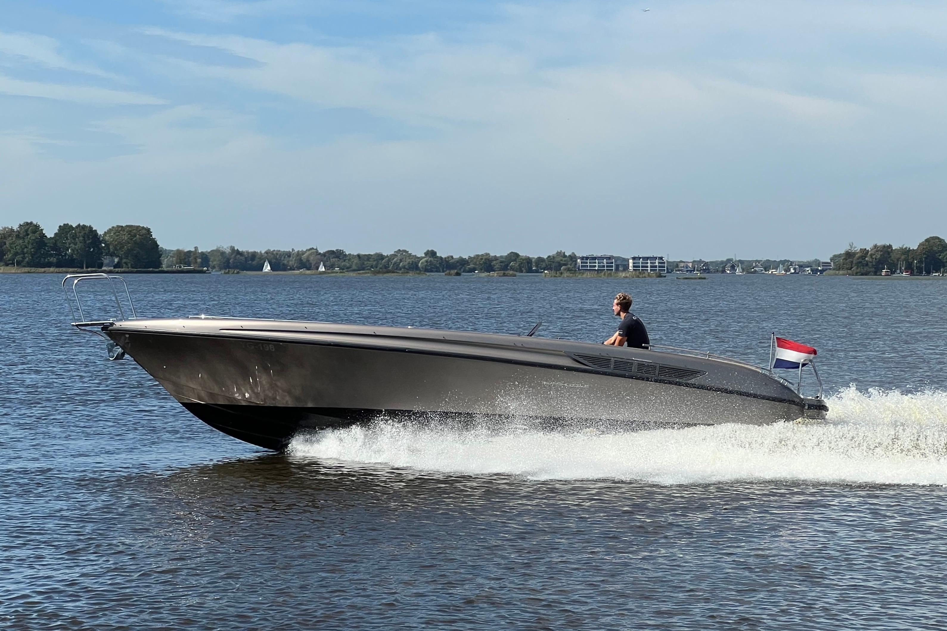 Riva Shuttle — foto 5 van 34