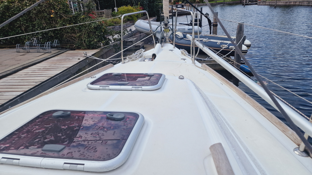 Beneteau Oceanis 31 (ondiepe kiel) — foto 14 van 35