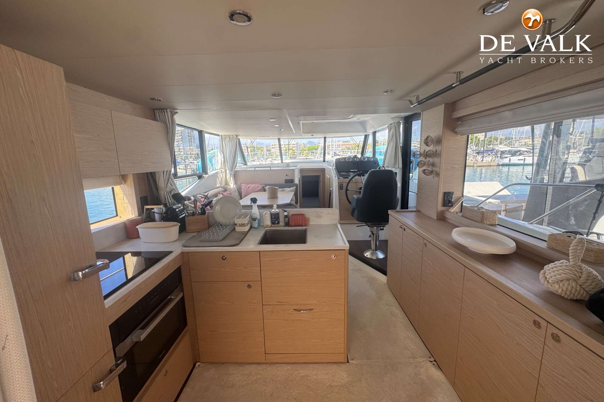 Beneteau Swift Trawler 48 — foto 19 van 35