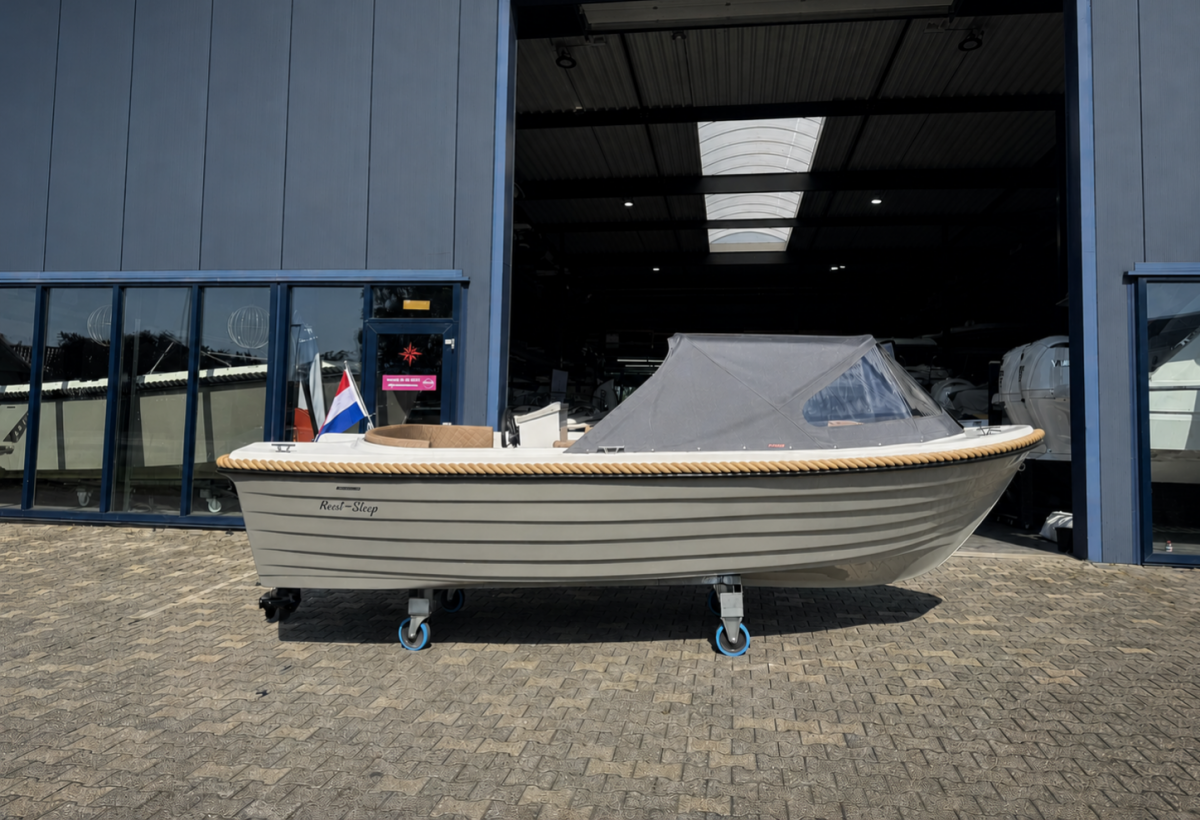 Reest Sloep 520 Classic direct leverbaar!