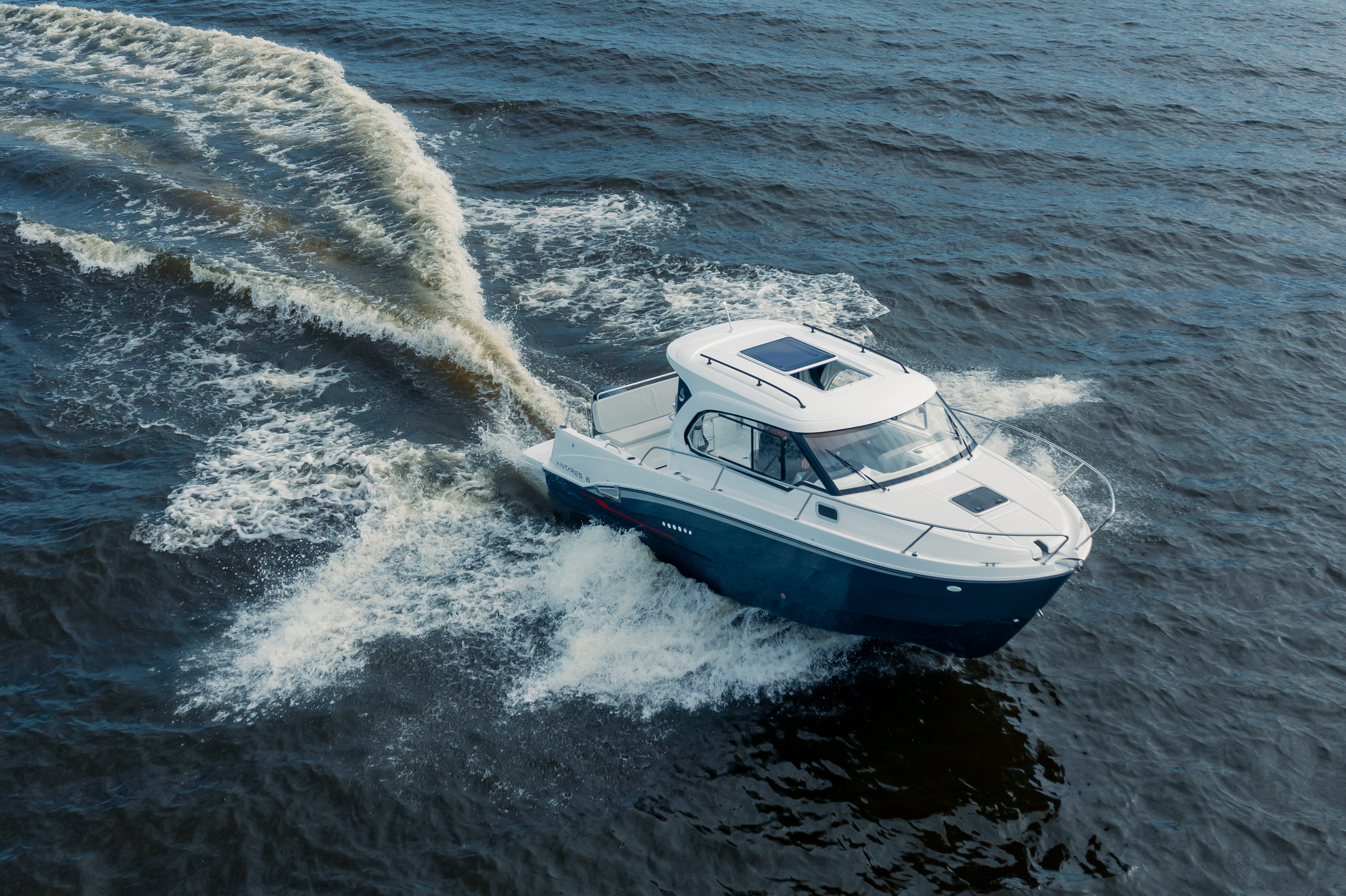 Beneteau Antares 8 — foto 6 van 20