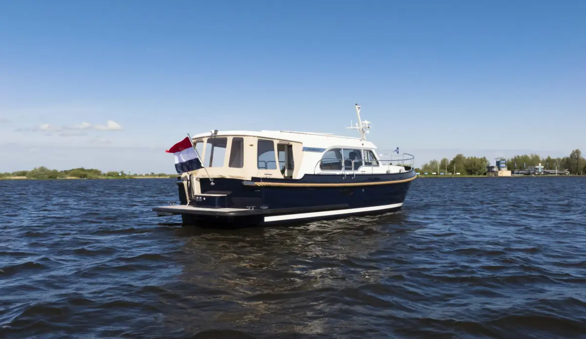 Grand Sturdy 35.0 Sedan — foto 8 van 12