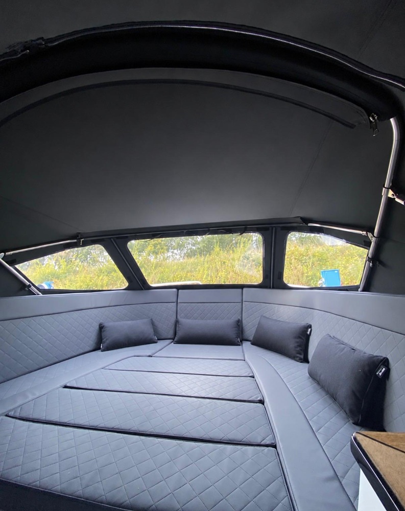 Zeer luxe Maxima 720 uit september 2025, met boegschroef, biminitop en navigatie! — foto 4 van 12