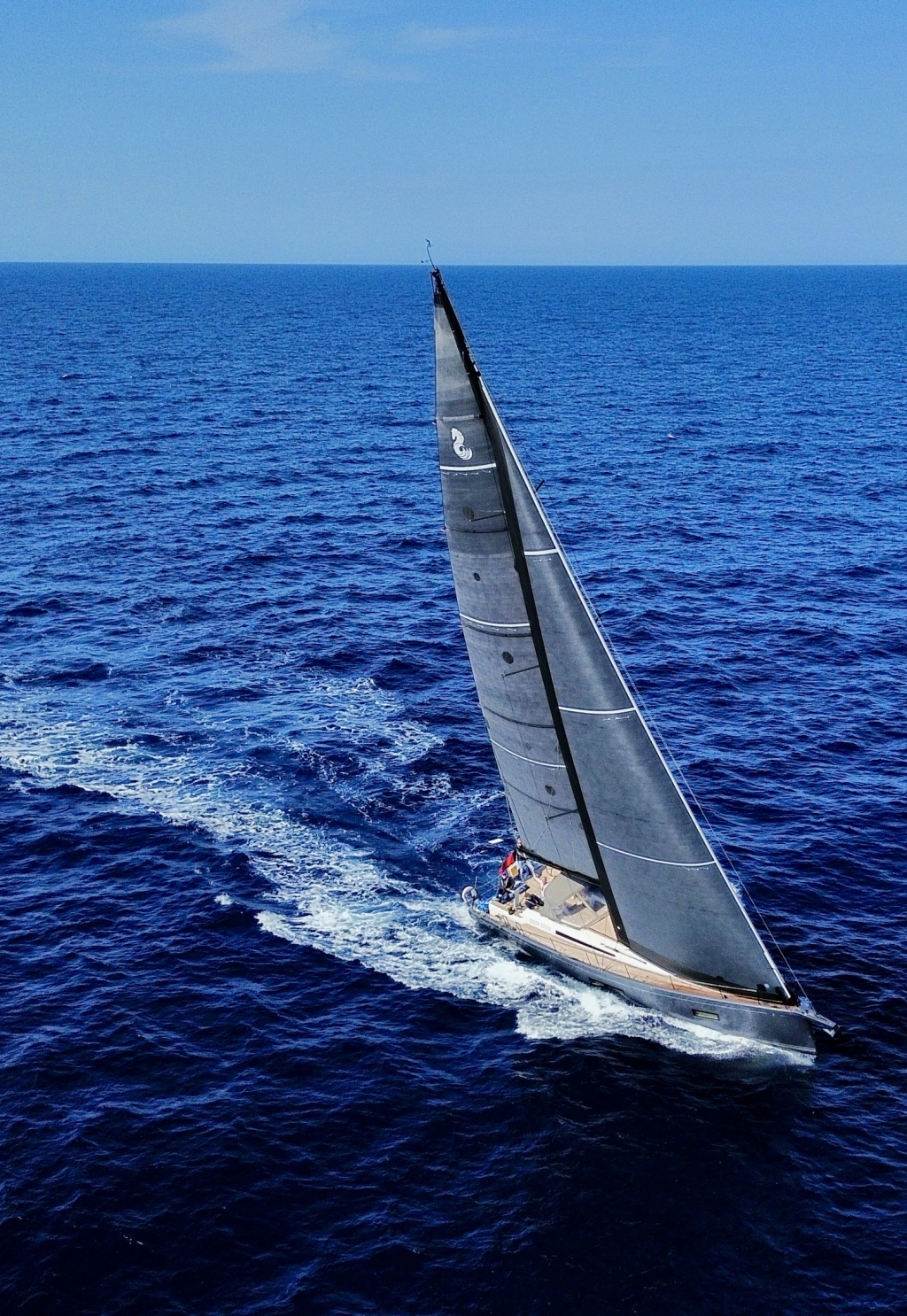 Beneteau First 53 — foto 6 van 89