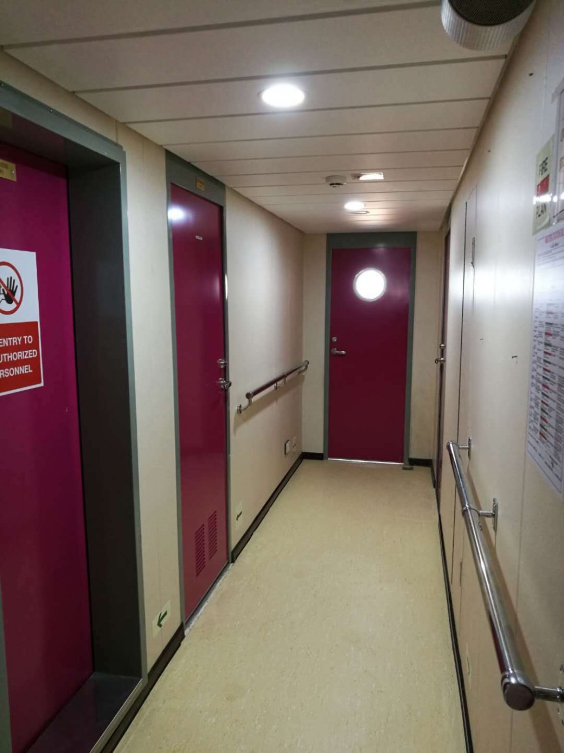 Offshore - Beroepsschip - Staal - 2021 — foto 6 van 12