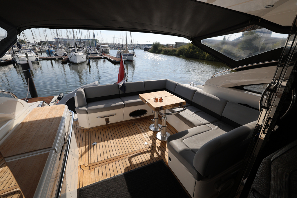 Princess V52 — foto 5 van 36