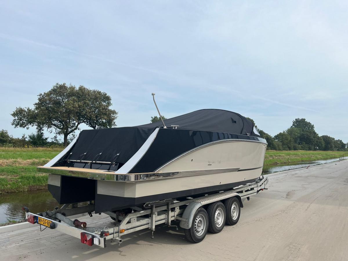 Maxima 740 Tender — foto 3 van 19