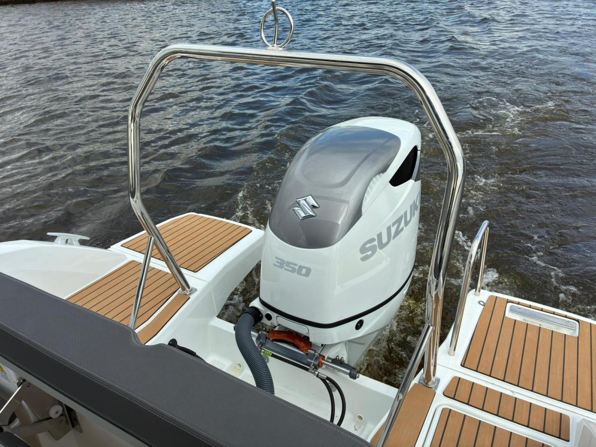 Jeanneau Cap Camarat 7.5 CC Serie 3 — foto 15 van 21