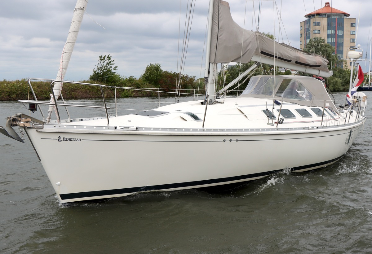 Beneteau First 41S5