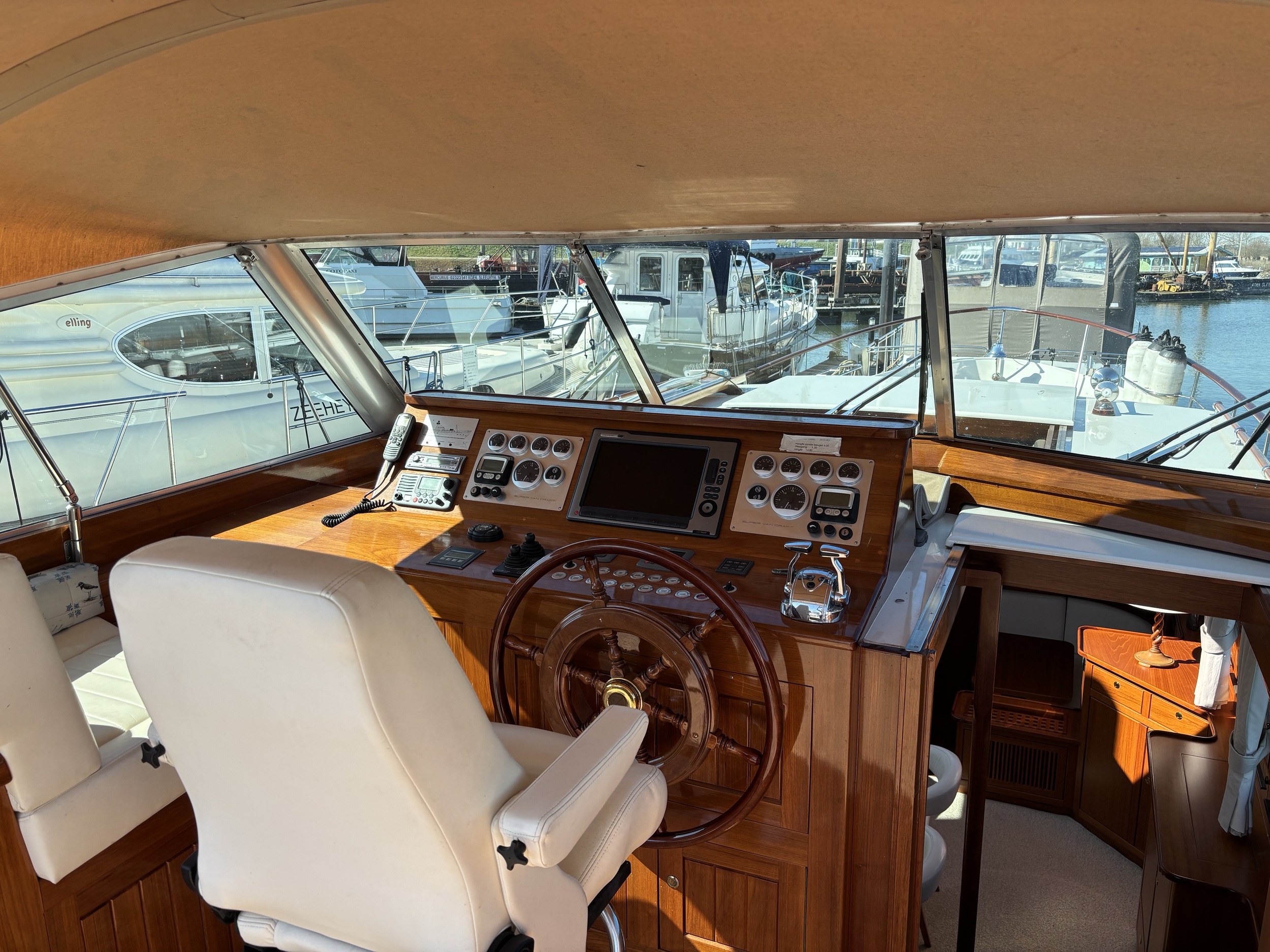 Super Van Craft 14.80 Cabrio Stabilizers — foto 10 van 32