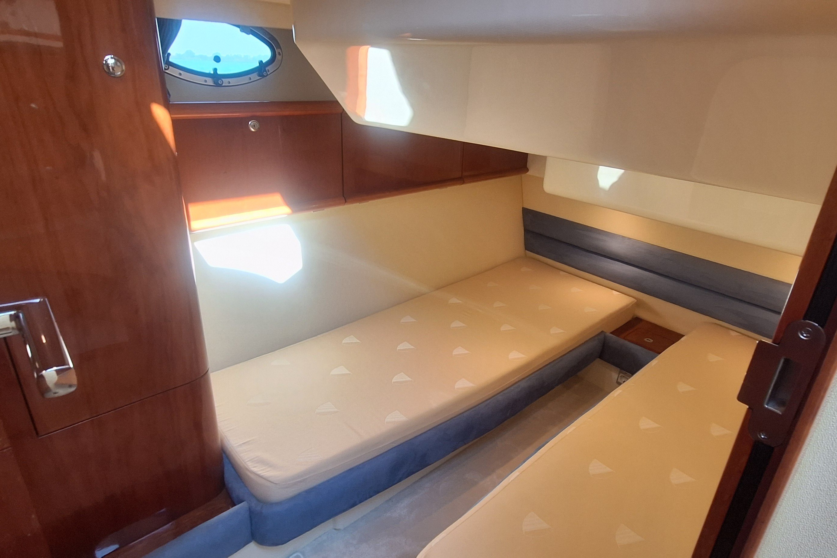 Fairline Phantom 40 — foto 71 van 87