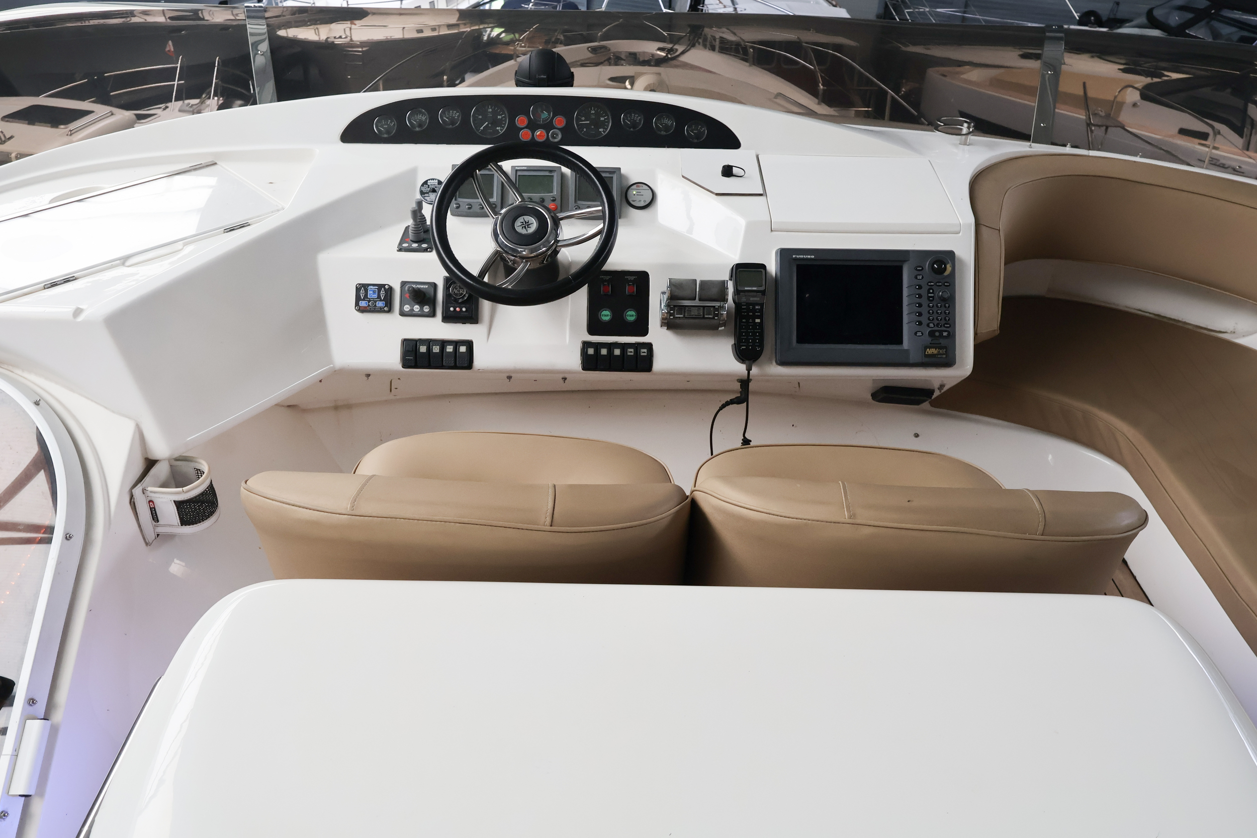Princess 65 Fly — foto 16 van 46