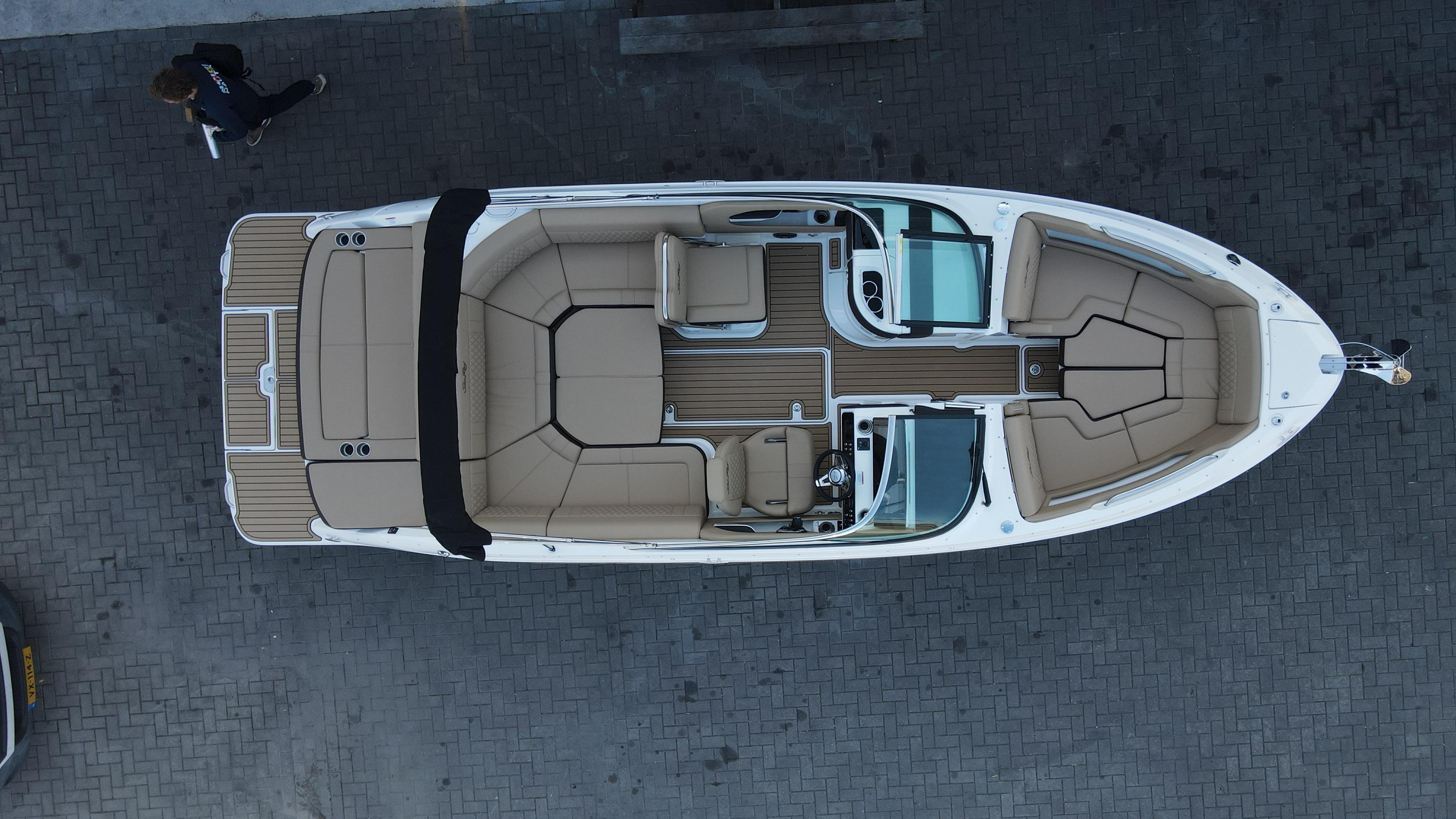 Sea Ray SLX 250 — foto 24 van 39