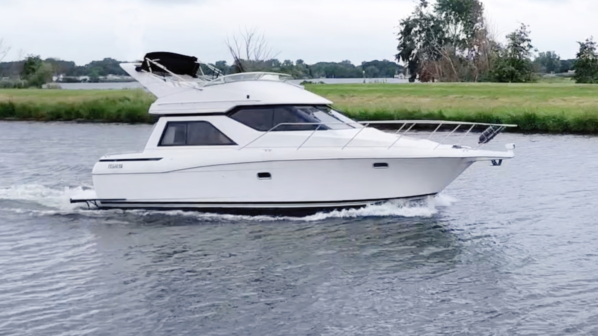 Bayliner 3258