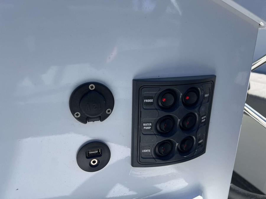 Motorjacht Aluminium Reddingsloep XL — foto 7 van 10