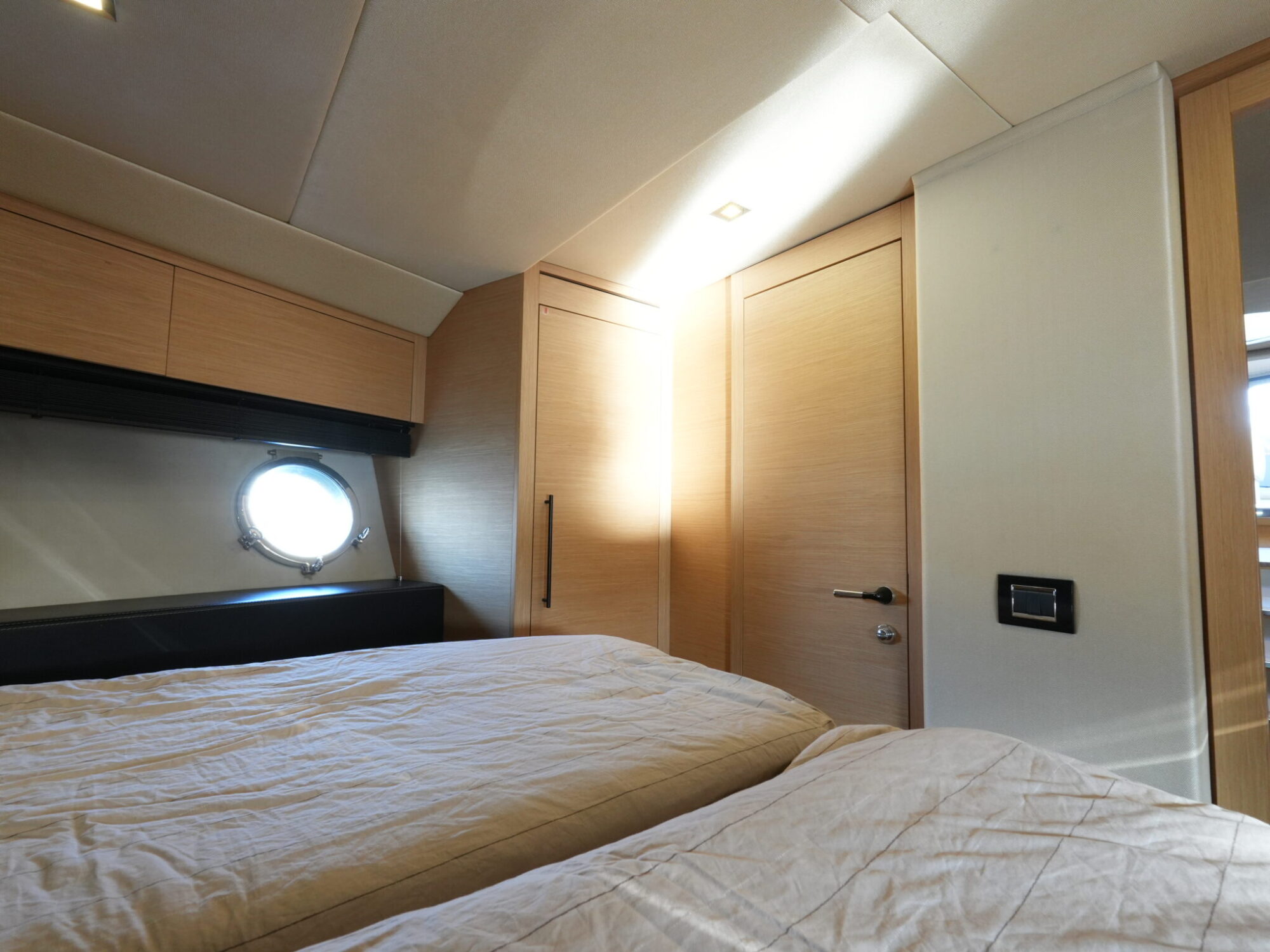 Sessa C46 HT IPS — foto 26 van 52