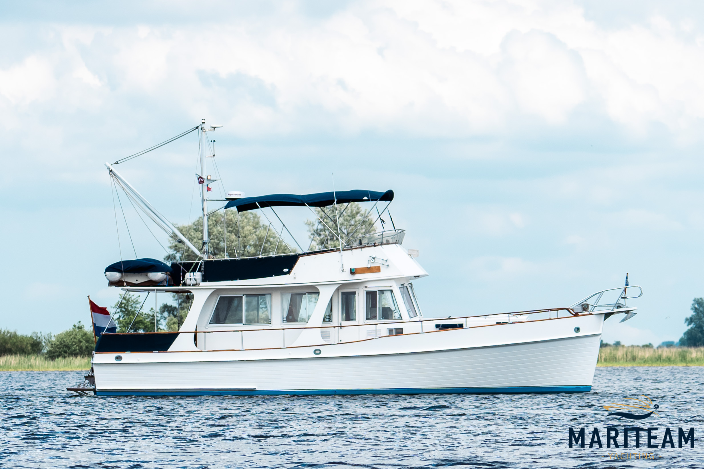 hoofdmotor(en): Grand Banks 42 Europa 'LOTUS'