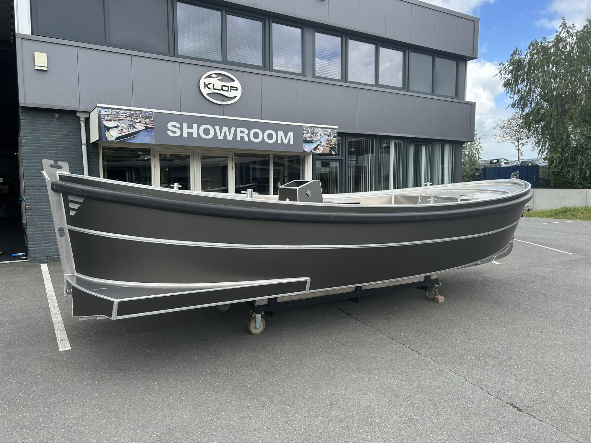 Van Vossen Sloep 777 (cabin) met Honda 150 pk — foto 2 van 10