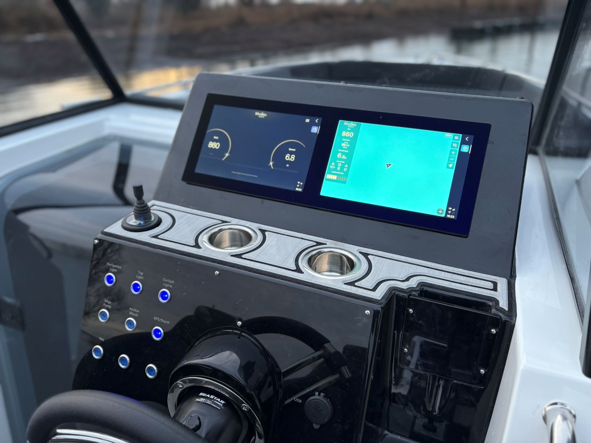 Maxima Boats 800 sport met een Honda 250 pk — foto 10 van 18