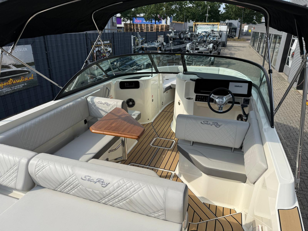 Sea Ray SDX 230 — foto 6 van 46