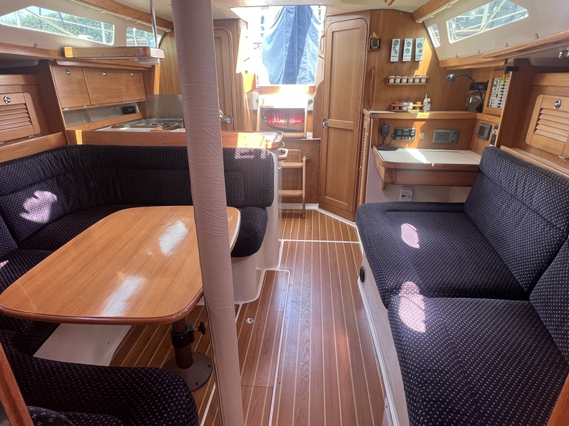 Catalina 34 MK II — foto 7 van 50